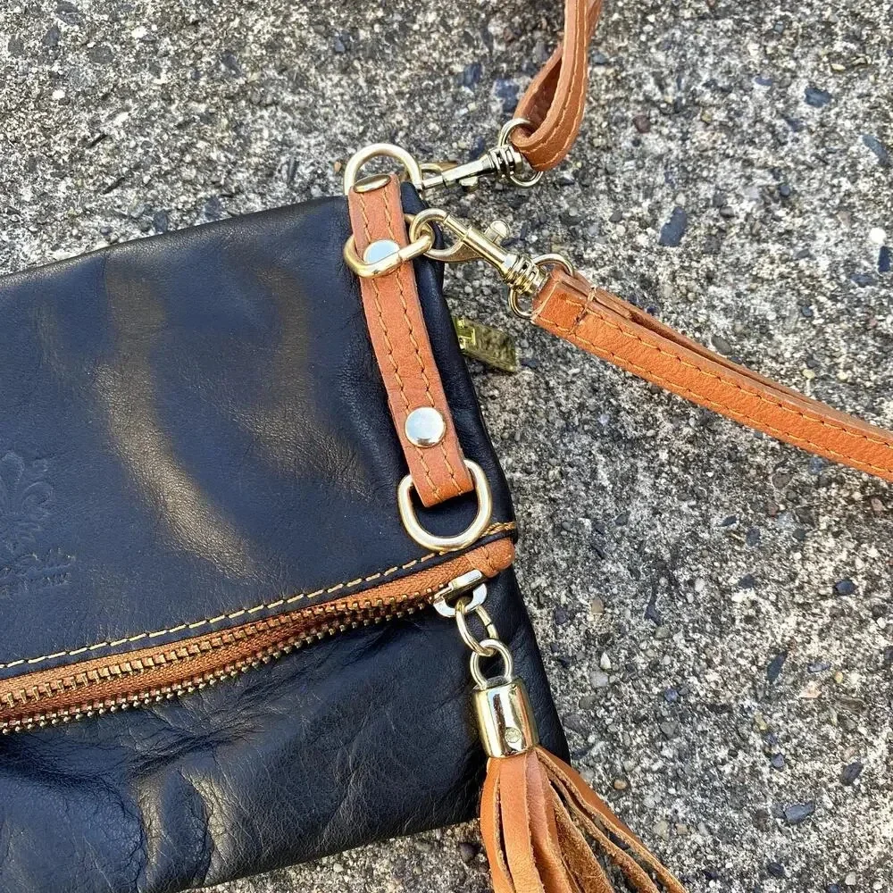 Vera Pelle Italian Leather Black Crossbody Tassel Clutch Bag